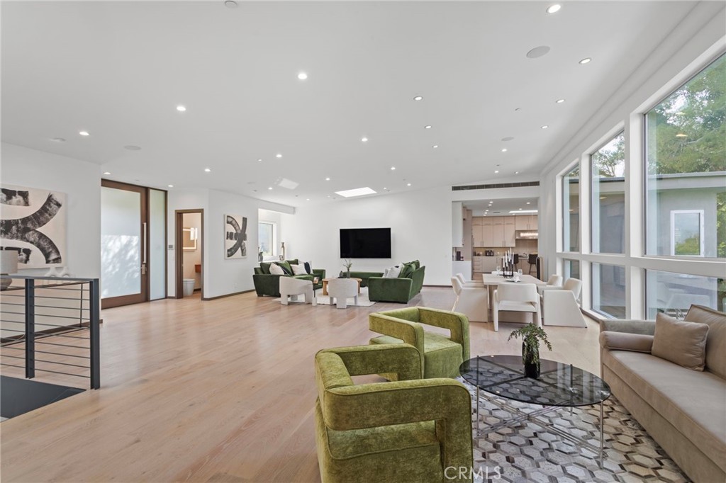 15641 Meadowgate Road Los Angeles, CA 91436 - Photo 22 of 47