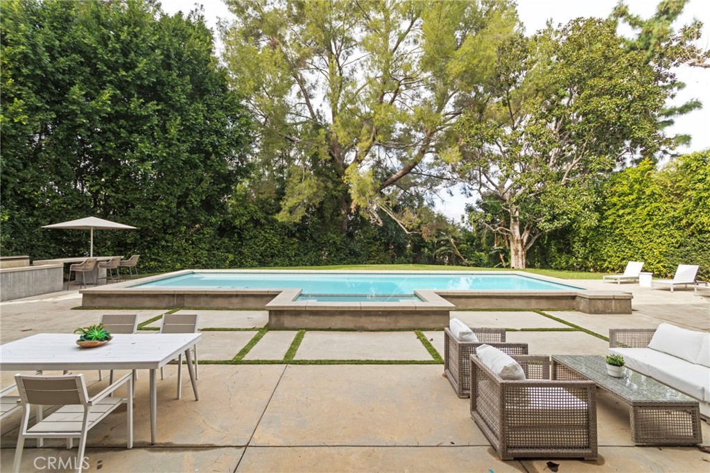 15641 Meadowgate Road Los Angeles, CA 91436 - Photo 41 of 47