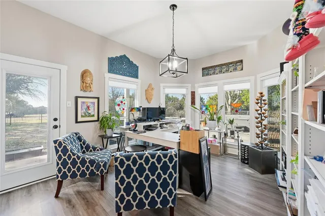 $887,800 | 438 Johnson Lane, Ovilla, TX 75154