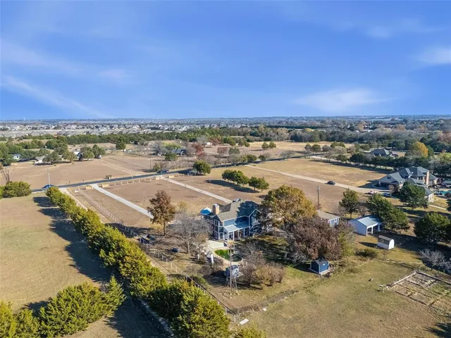 $887,800 | 438 Johnson Lane, Ovilla, TX 75154