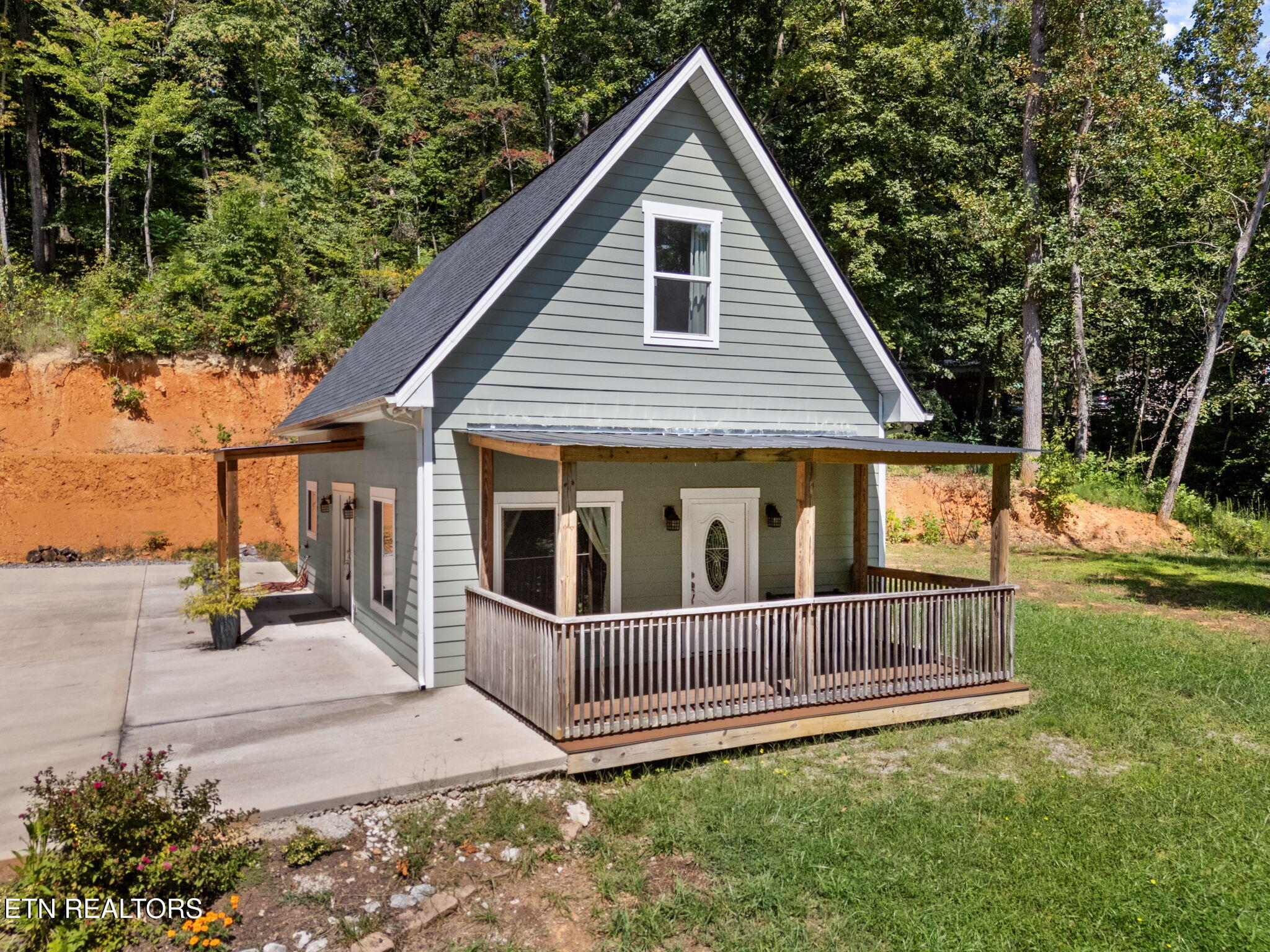 2-web-or-mls-Ellis Ln--6