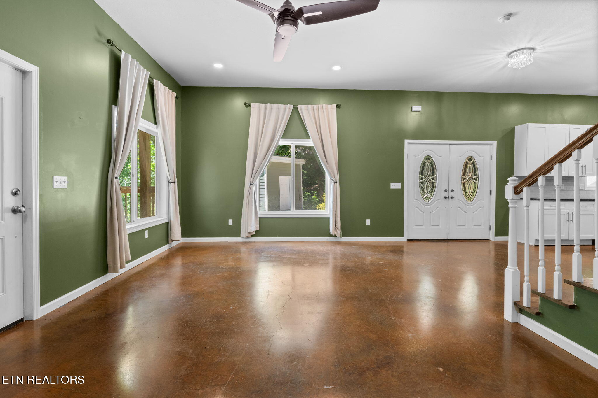 8811 Ellis Lane Powell, TN 37849 - Photo 14 of 38 17-web-or-mls-Ellis Ln-0246
