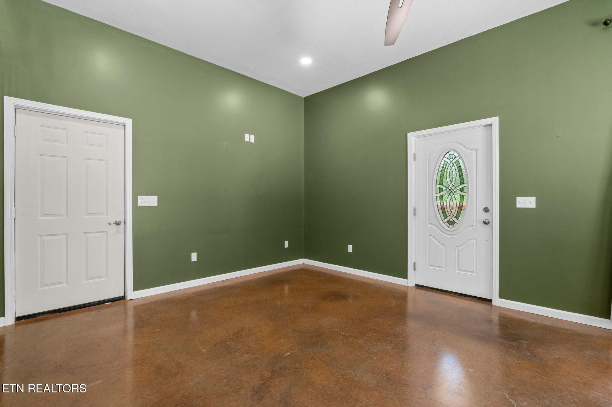 8811 Ellis Lane Powell, TN 37849 - Photo 17 of 38 18-web-or-mls-Ellis Ln-0249