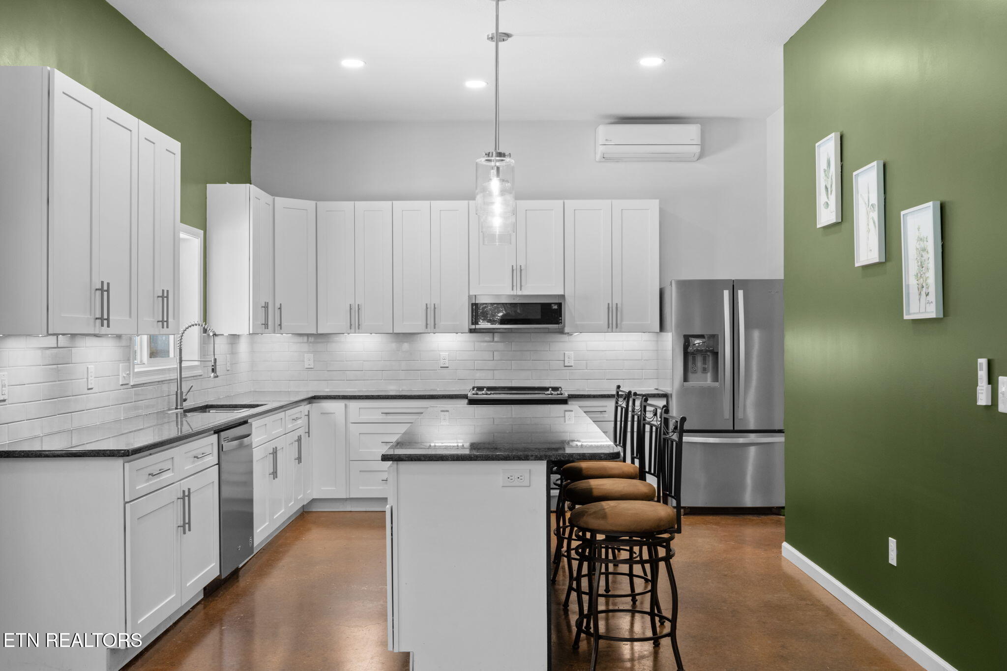 8811 Ellis Lane Powell, TN 37849 - Photo 23 of 38 22-web-or-mls-Ellis Ln-0261