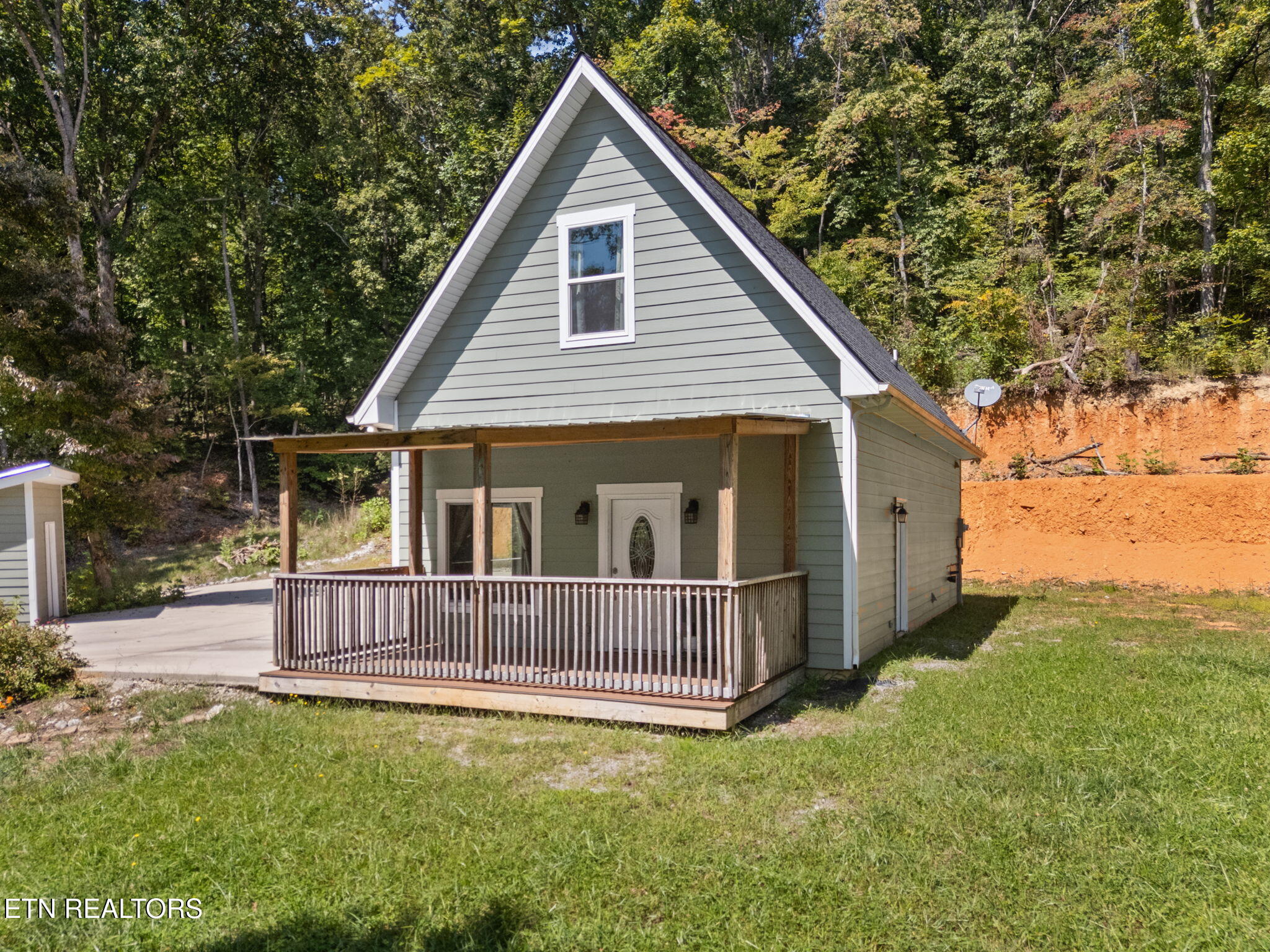 8811 Ellis Lane Powell, TN 37849 - Photo 3 of 38 4-web-or-mls-Ellis Ln--12