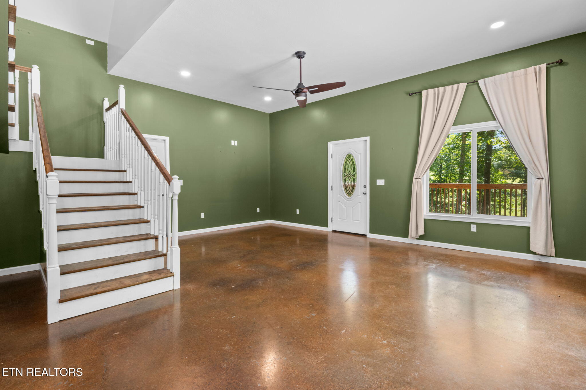 8811 Ellis Lane Powell, TN 37849 - Photo 10 of 38 15-web-or-mls-Ellis Ln-0240