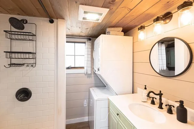 $325,000 | 200 Woodman Road, New Gloucester, ME 04260