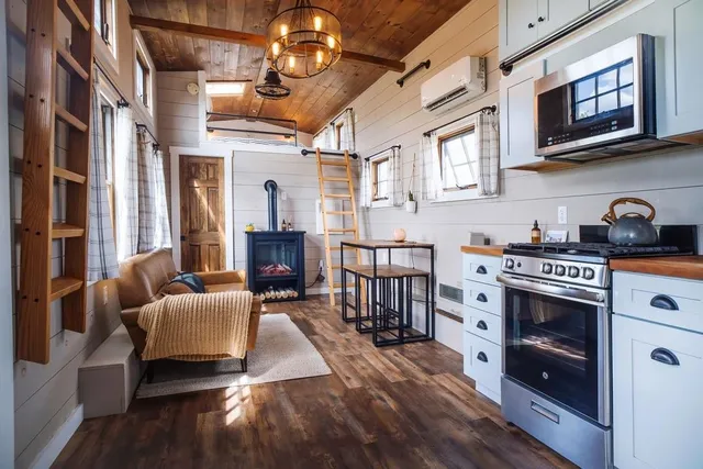 $325,000 | 200 Woodman Road, New Gloucester, ME 04260