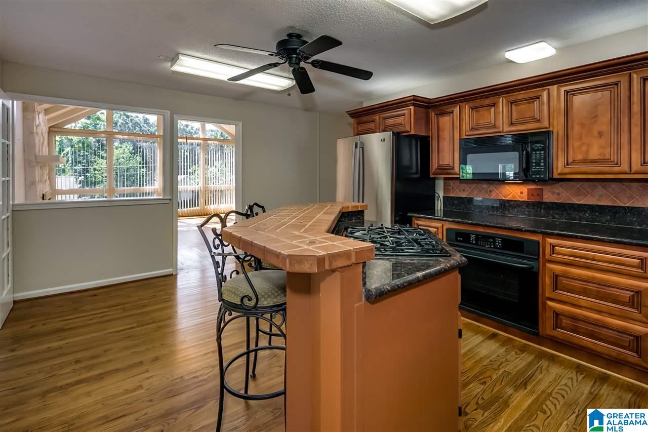 45 Hunters Trace Pelham, AL 35124 - Photo 17 of 48