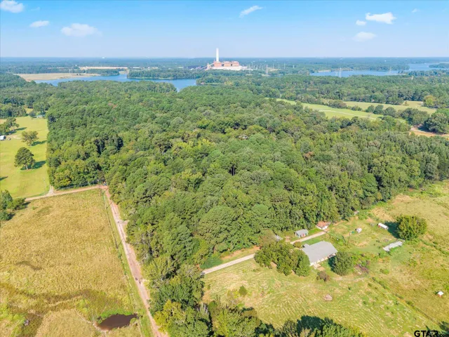 a view of a yard with an outdoor space