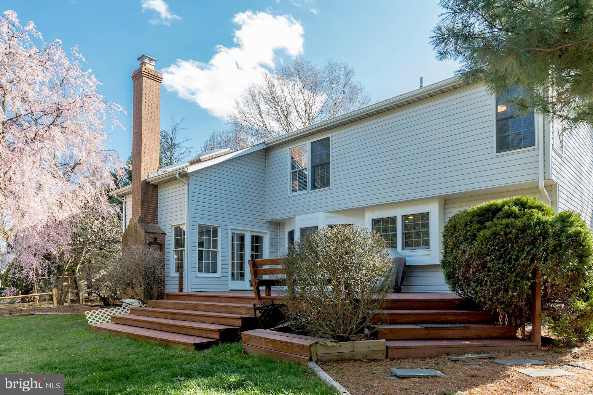 2205 Halter Lane Reston, VA 20191 - Photo 28 of 30 Great yard