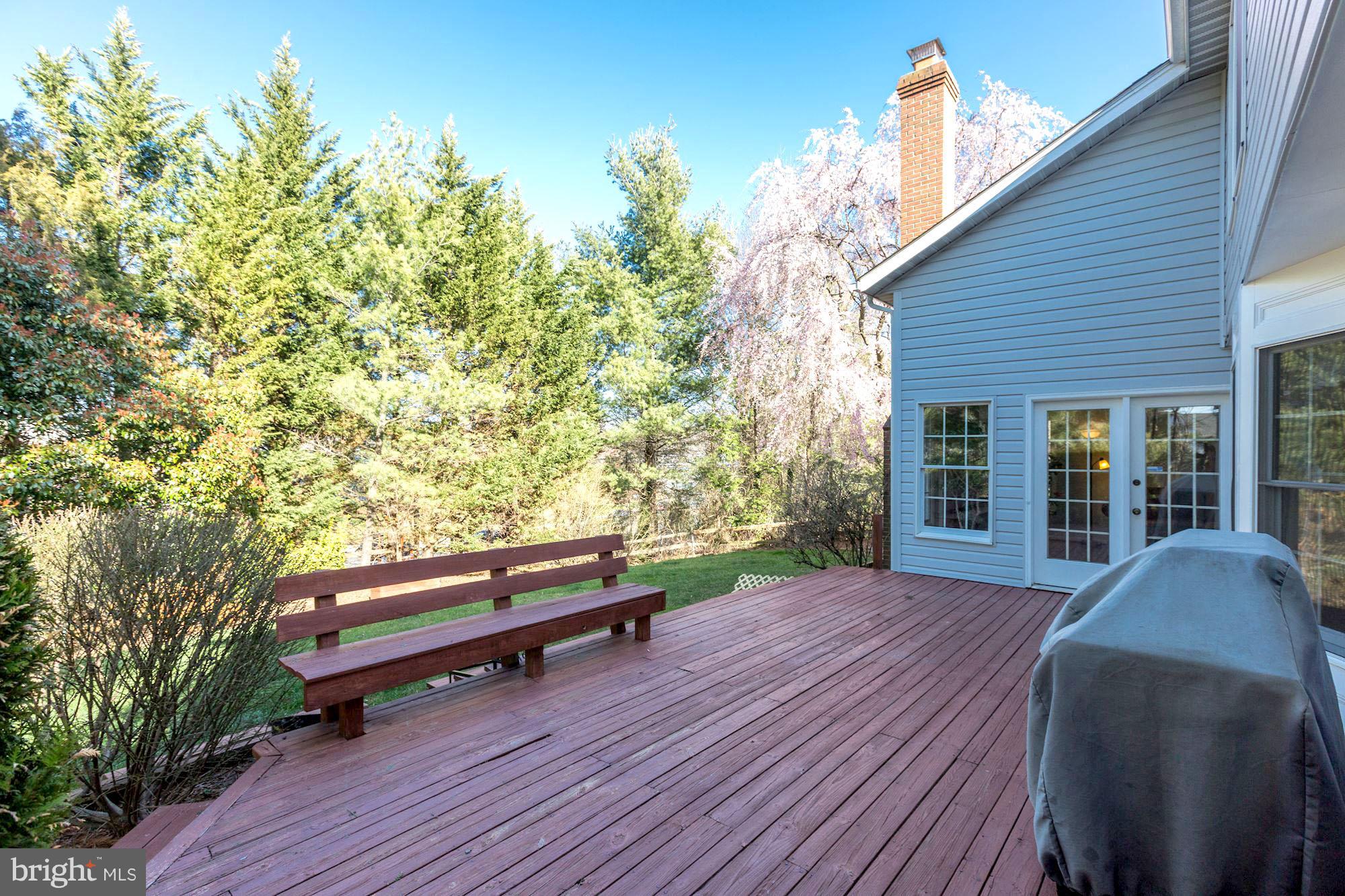 2205 Halter Lane Reston, VA 20191 - Photo 29 of 30 Deck