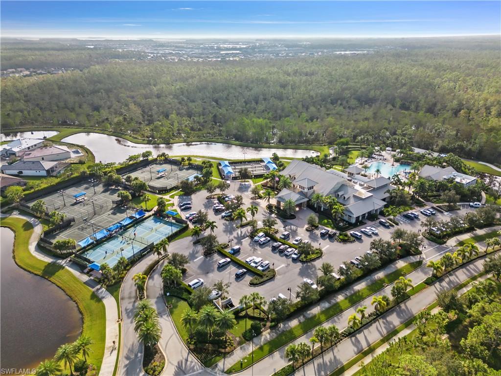 7733 Jacaranda Lane Naples, FL 34114 - Photo 34 of 38 a view of a city