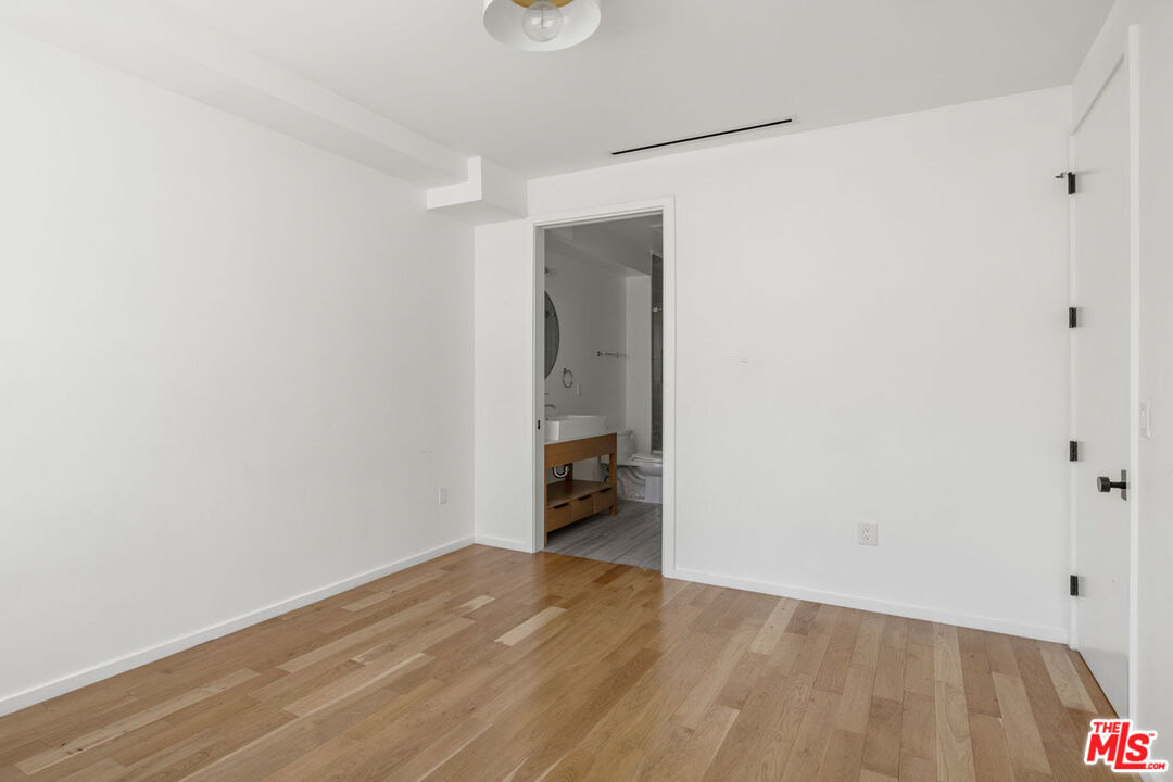 1411 Roca Lane Los Angeles, CA 90041 - Photo 18 of 20