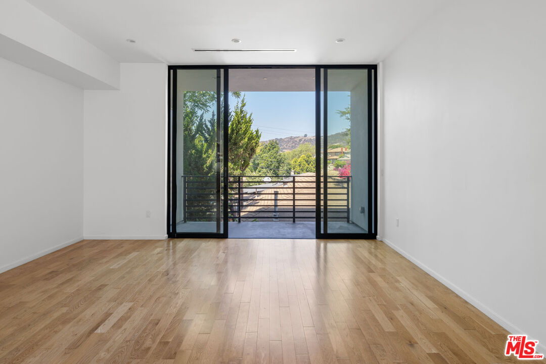 1411 Roca Lane Los Angeles, CA 90041 - Photo 6 of 20