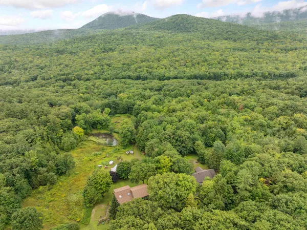 $575,000 | 263 Old Post Road, Newbury, NH 03255