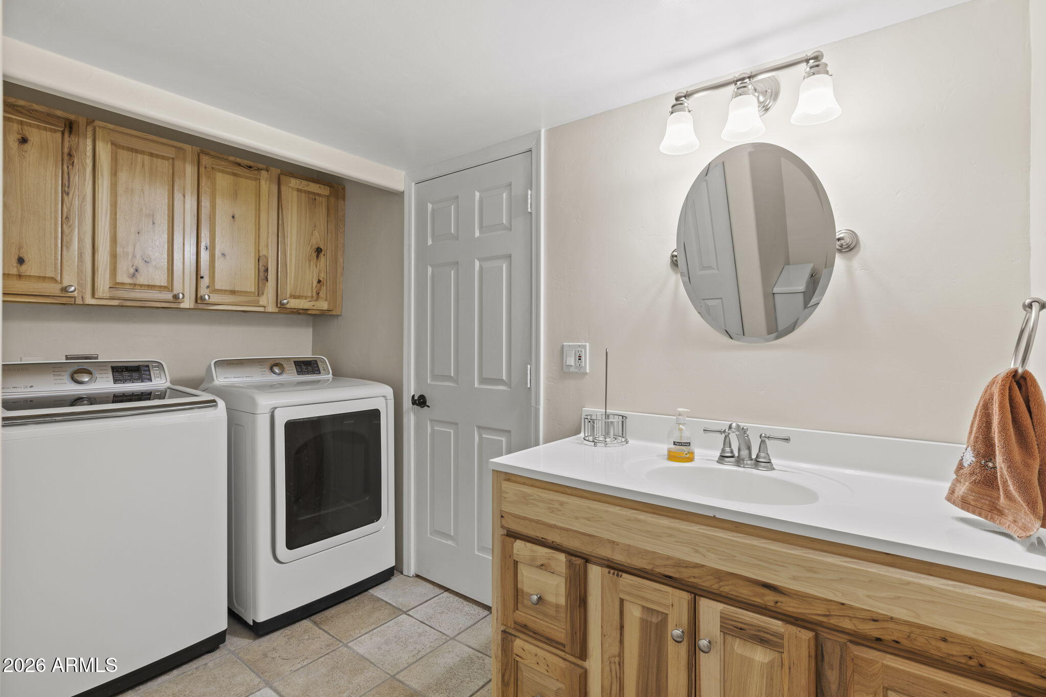 47012 North New River Road New River, AZ 85087 - Photo 14 of 57 New River Washer & Dryer