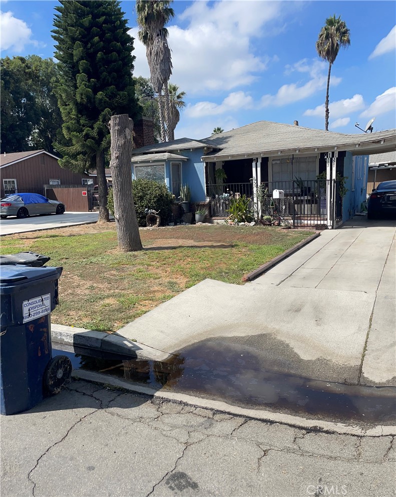 15327 South Butler Avenue Compton, CA 90221 - Photo 3 of 15