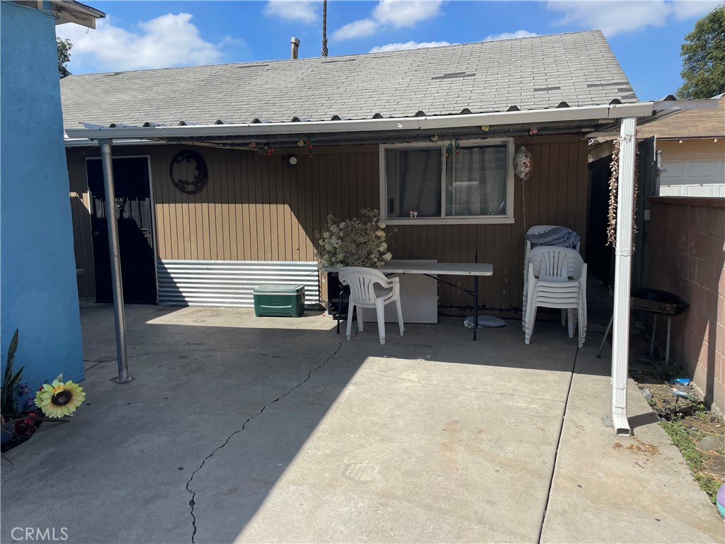 15327 South Butler Avenue Compton, CA 90221 - Photo 9 of 15