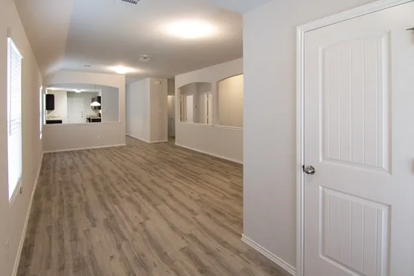 $1,895 | 910 Dancing Sun Court, Baytown, TX 77521