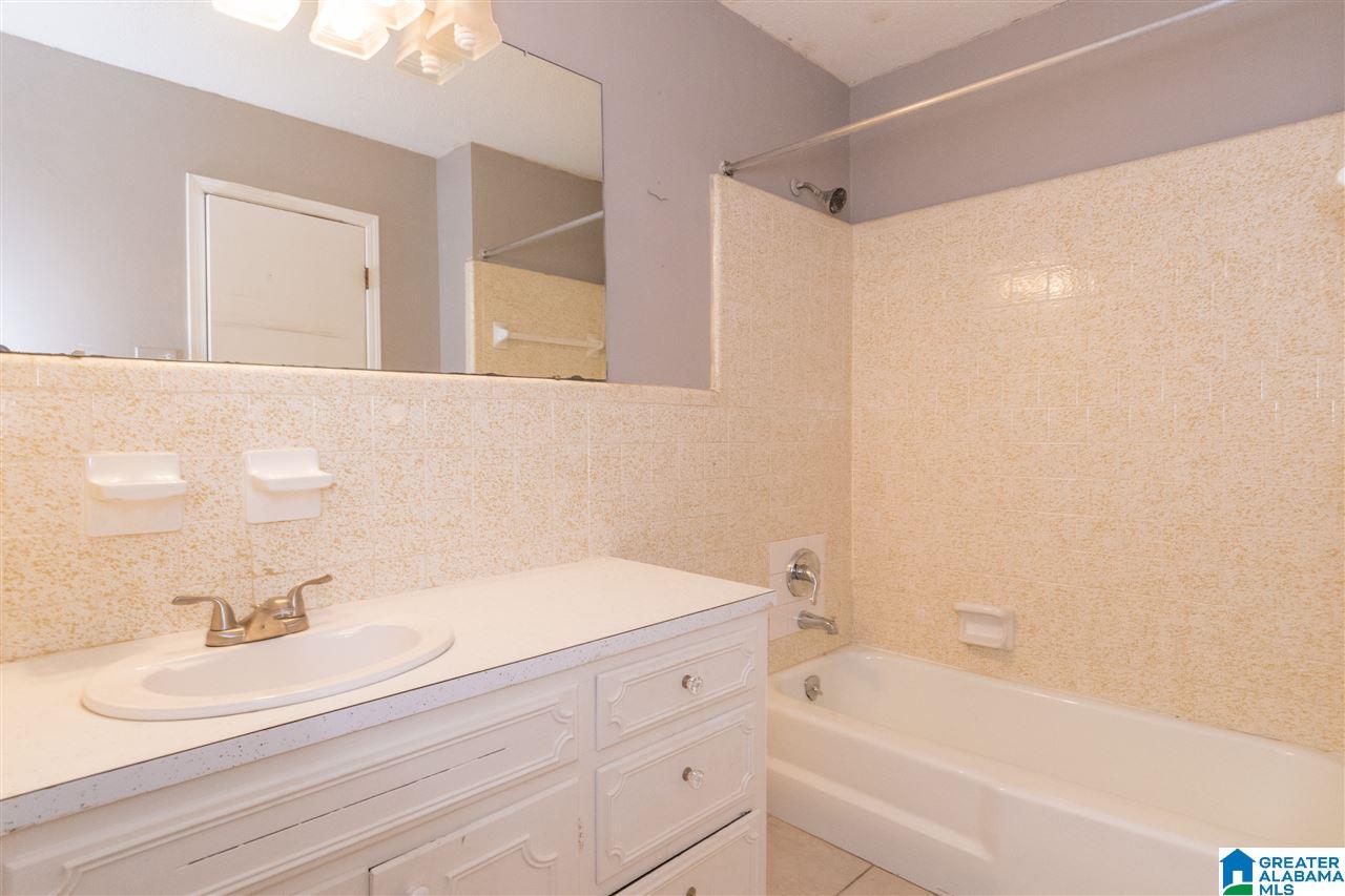 1605 Berry Road Birmingham, AL 35226 - Photo 20 of 24
