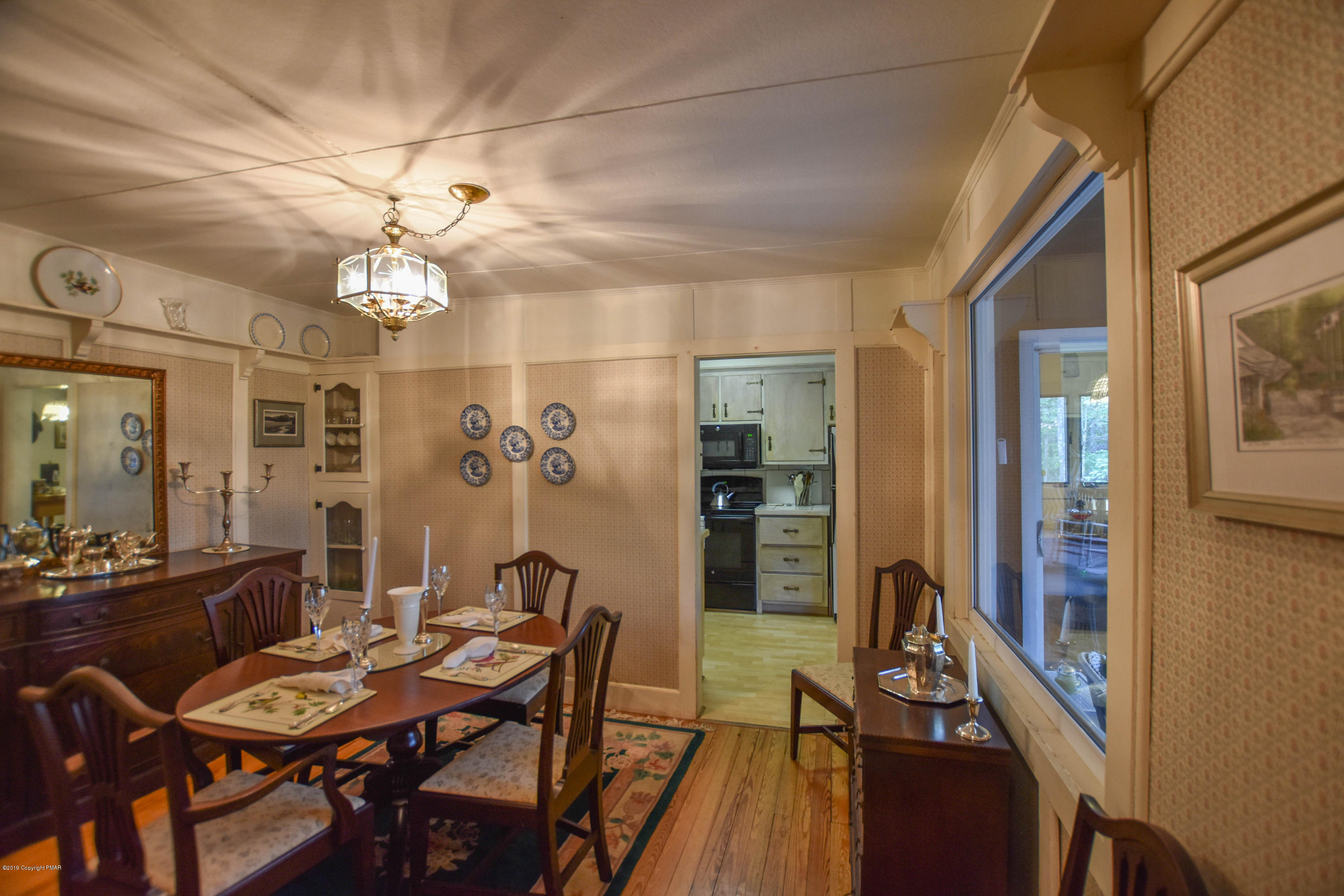 322 West Gate Road Cresco, PA 18326 - Photo 20 of 43 DiningRoom
