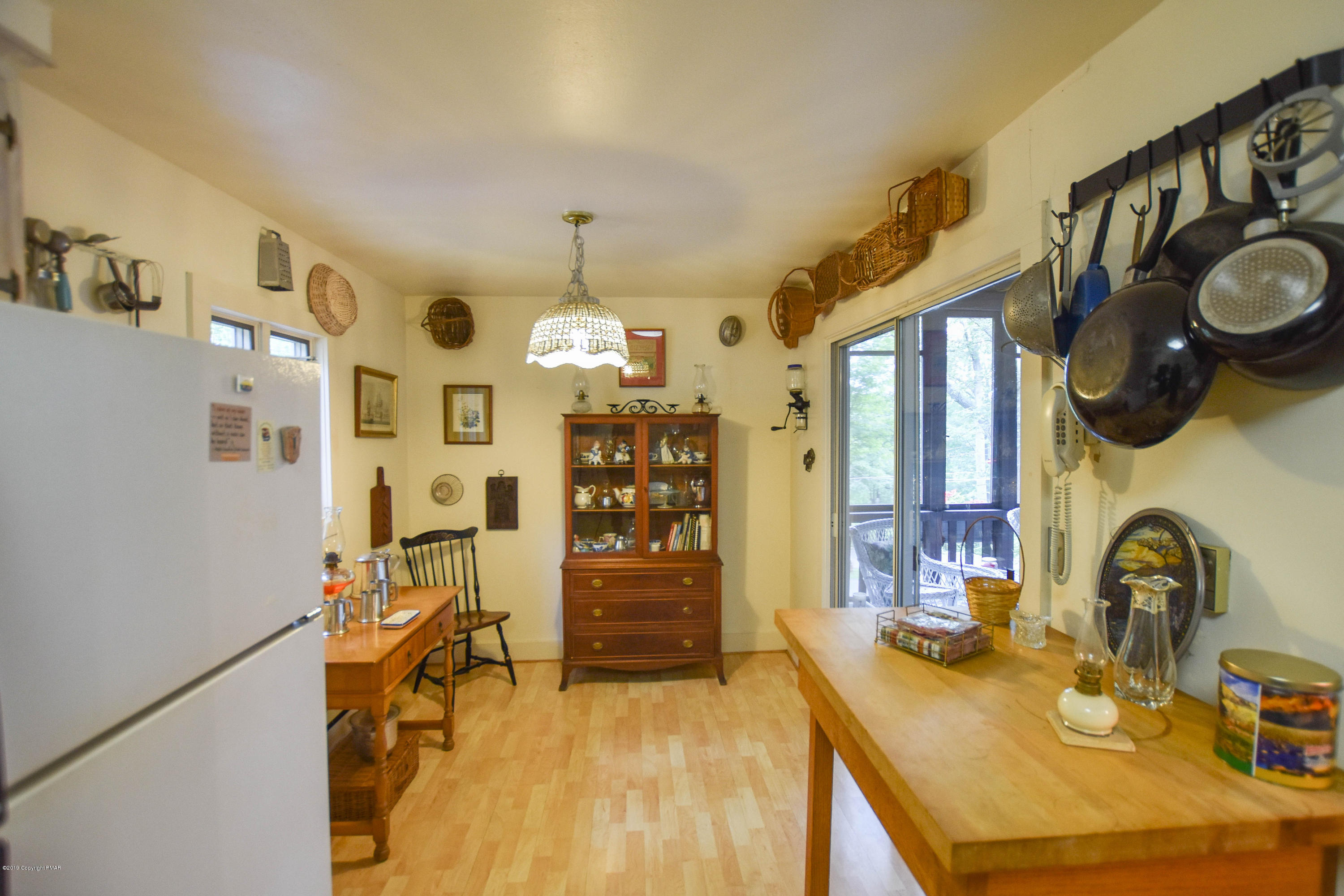 322 West Gate Road Cresco, PA 18326 - Photo 22 of 43 Kitchen