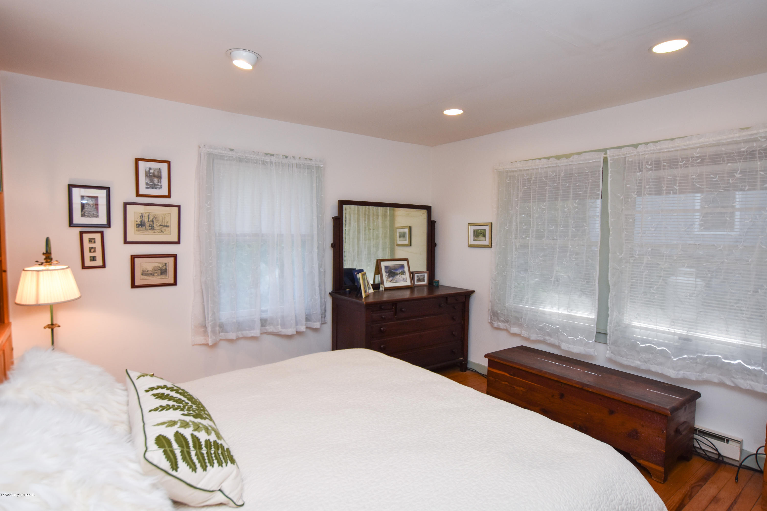 322 West Gate Road Cresco, PA 18326 - Photo 24 of 43 Master bedroom