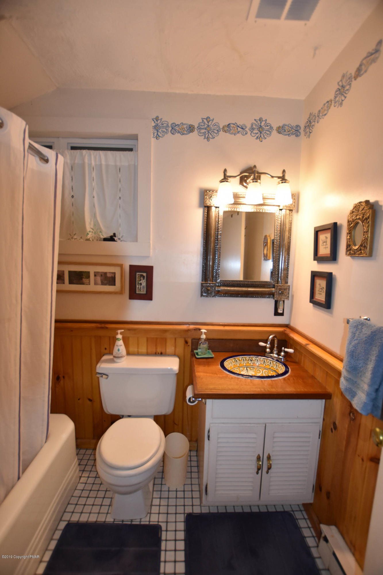 322 West Gate Road Cresco, PA 18326 - Photo 26 of 43 1st Floor Bathroom