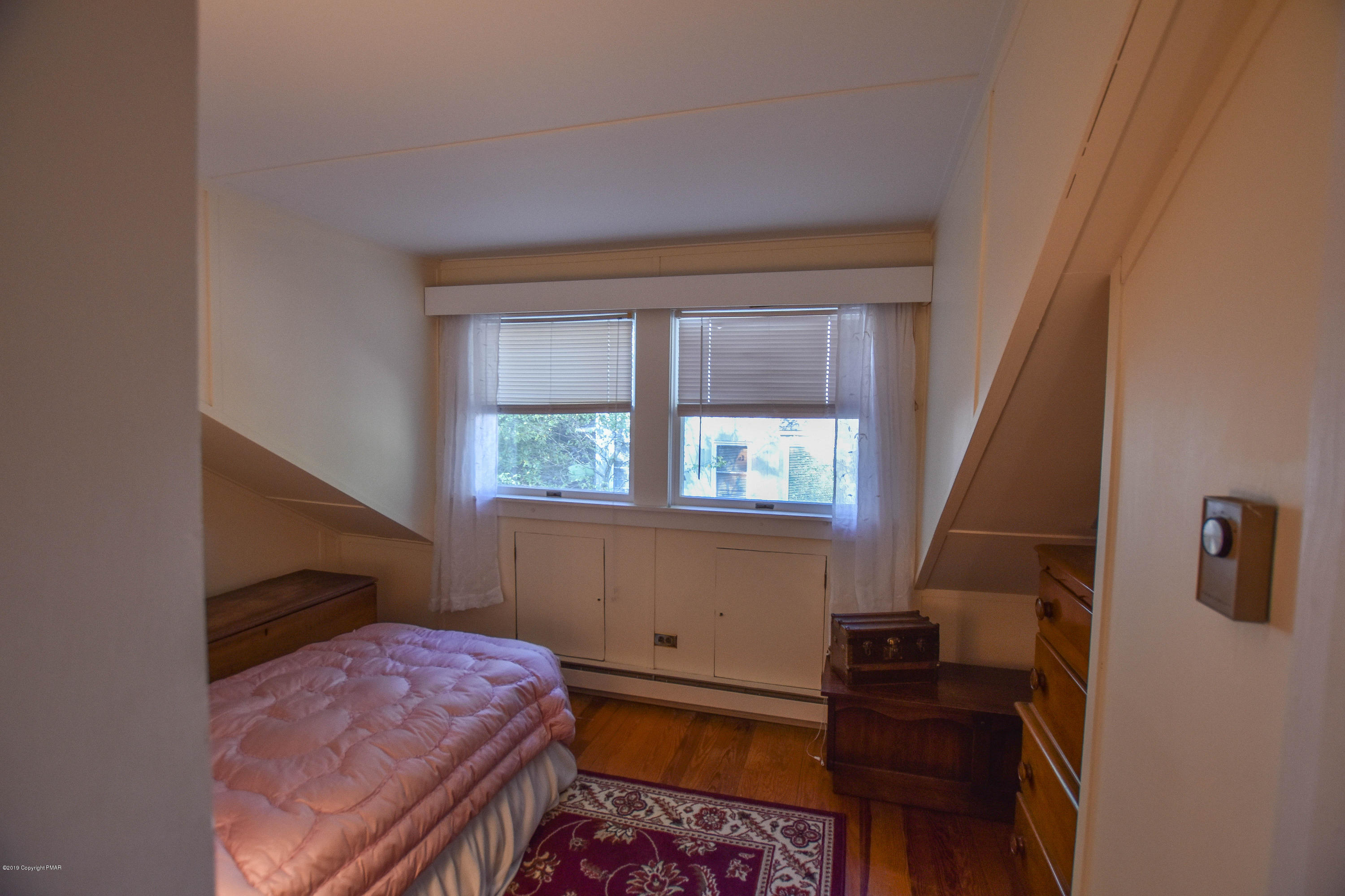 322 West Gate Road Cresco, PA 18326 - Photo 32 of 43 2nd Floor Bedroom