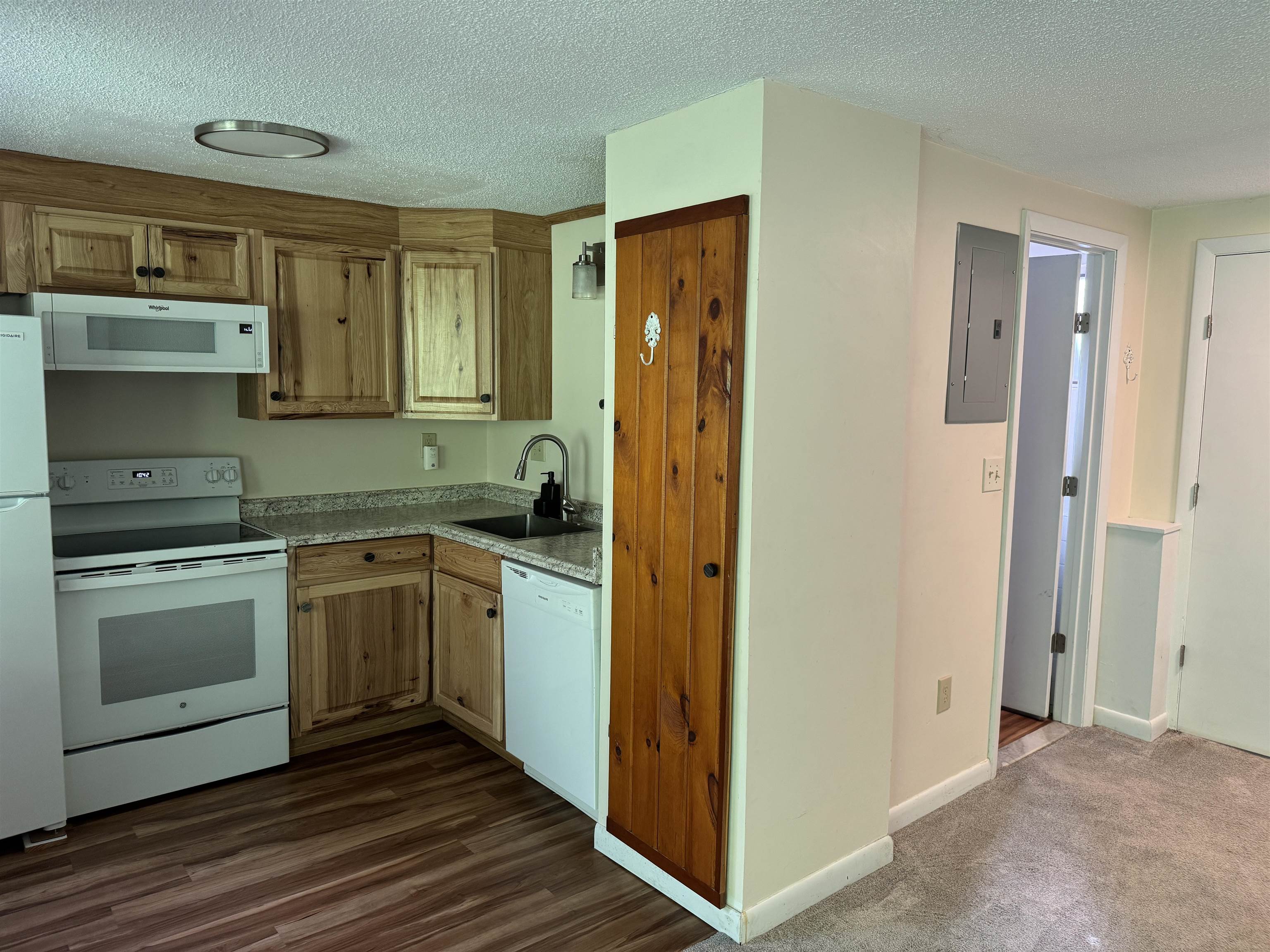 3 Knotts Road, Unit 1 Campton, NH 03223 - Photo 17 of 52 Gallery Image 17