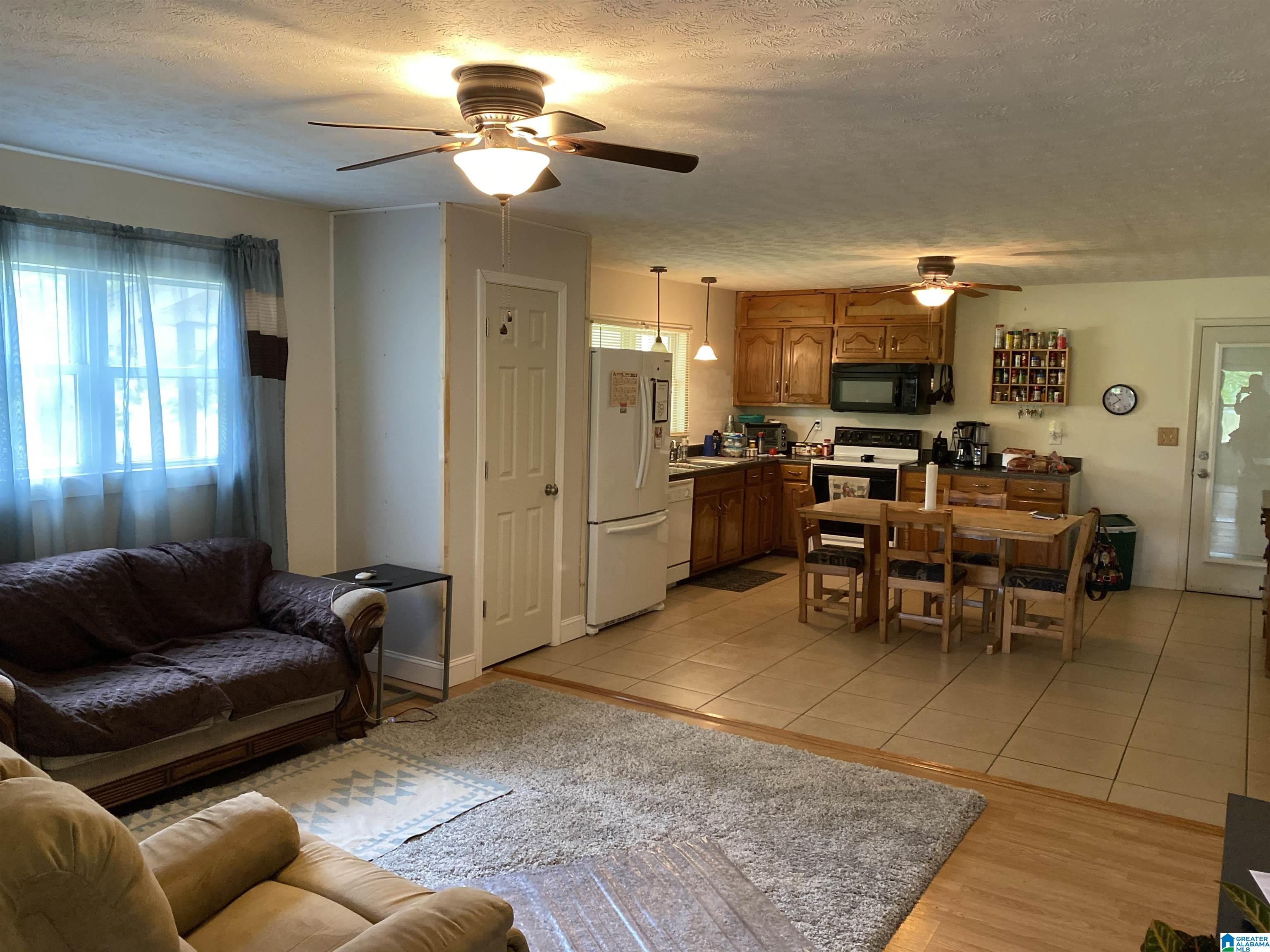 218 Nunnally Lake Road Ohatchee, AL 36271 - Photo 6 of 31