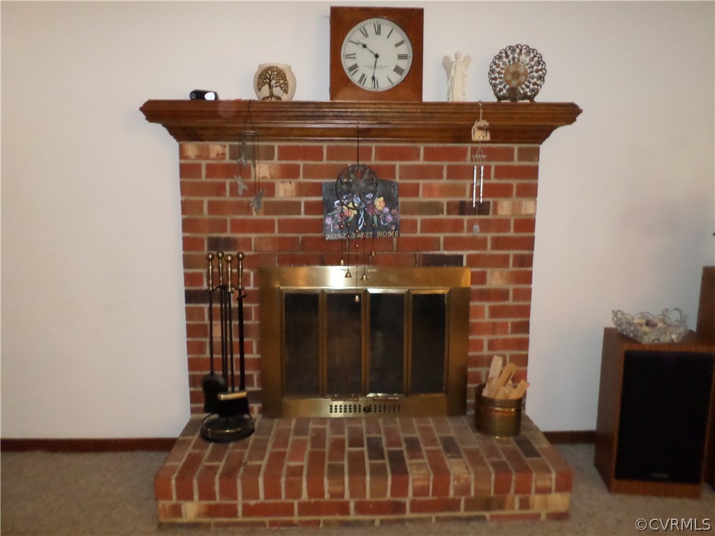 10339 North Donegal Road Chesterfield, VA 23832 - Photo 5 of 18 Wood burning fireplace for the cold winter nights!