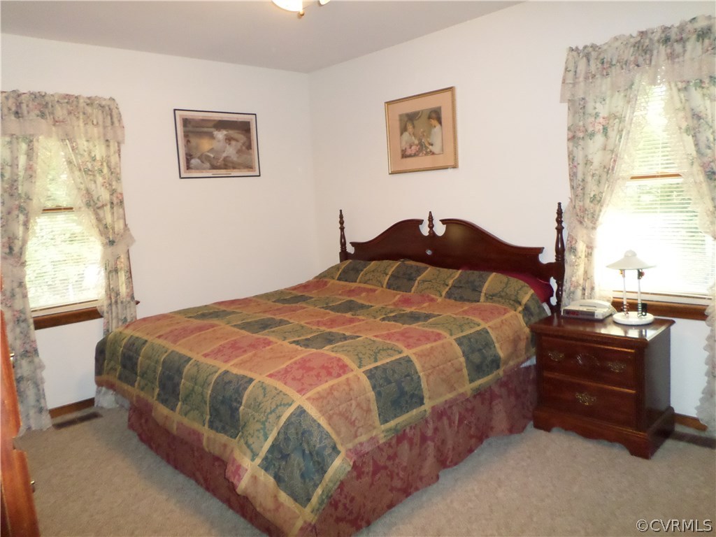 10339 North Donegal Road Chesterfield, VA 23832 - Photo 9 of 18 Spacious 14 x 11 master bedroom with master bath!