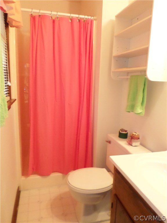 10339 North Donegal Road Chesterfield, VA 23832 - Photo 10 of 18 Master bath!