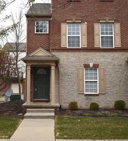 $2,100 | 44725 Ellery Lane, Unit 78, Novi, MI 48377