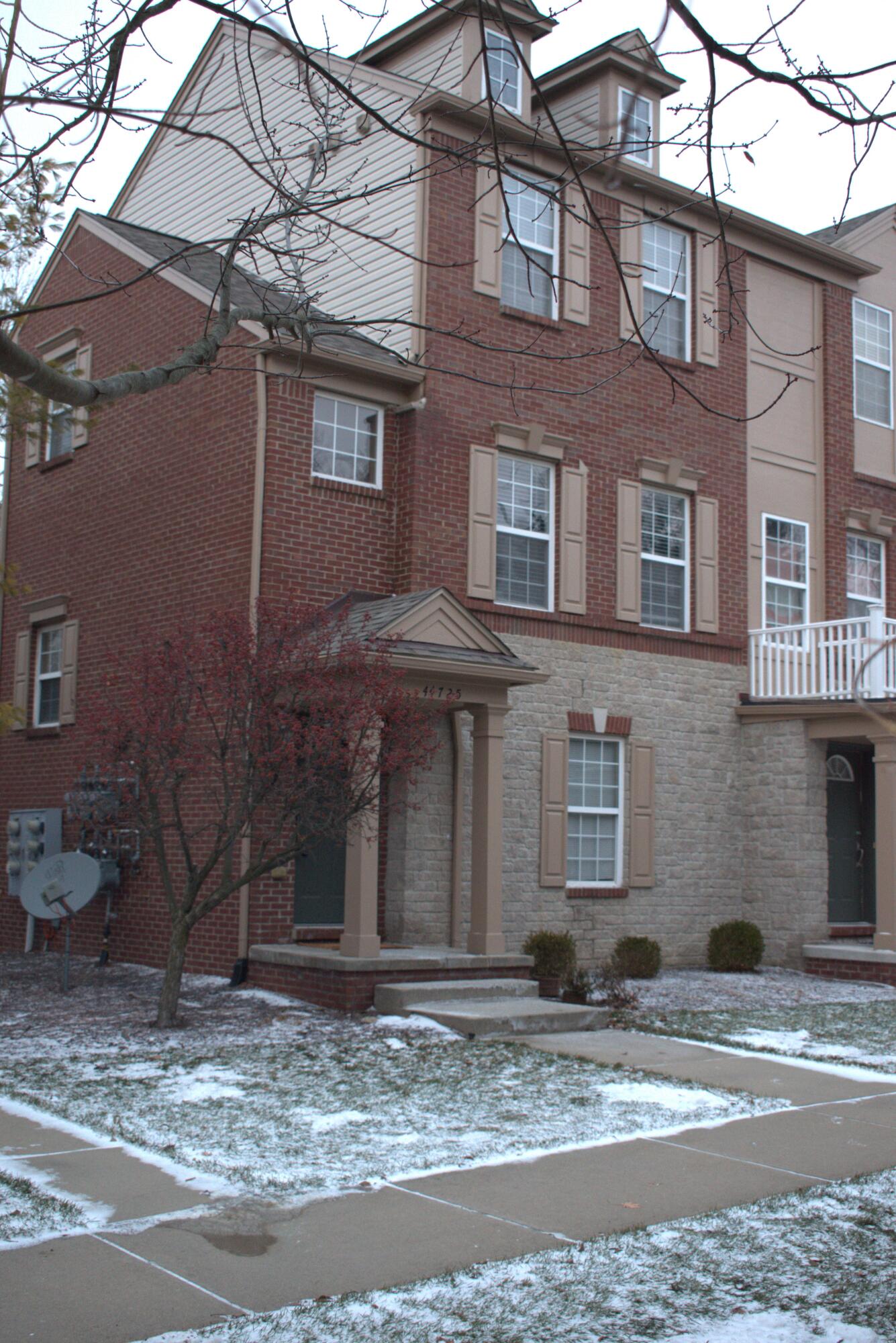 44725 Ellery Lane, Unit 78 Novi, MI 48377 - Photo 1 of 44 DSC_5749