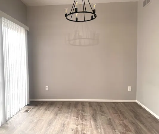 $2,100 | 44725 Ellery Lane, Unit 78, Novi, MI 48377