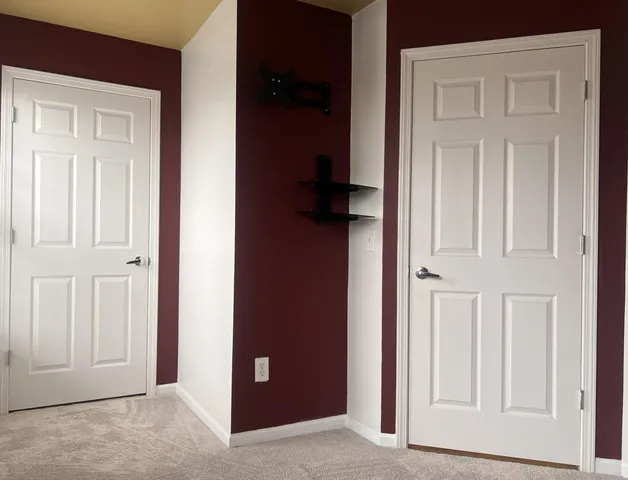 $2,100 | 44725 Ellery Lane, Unit 78, Novi, MI 48377