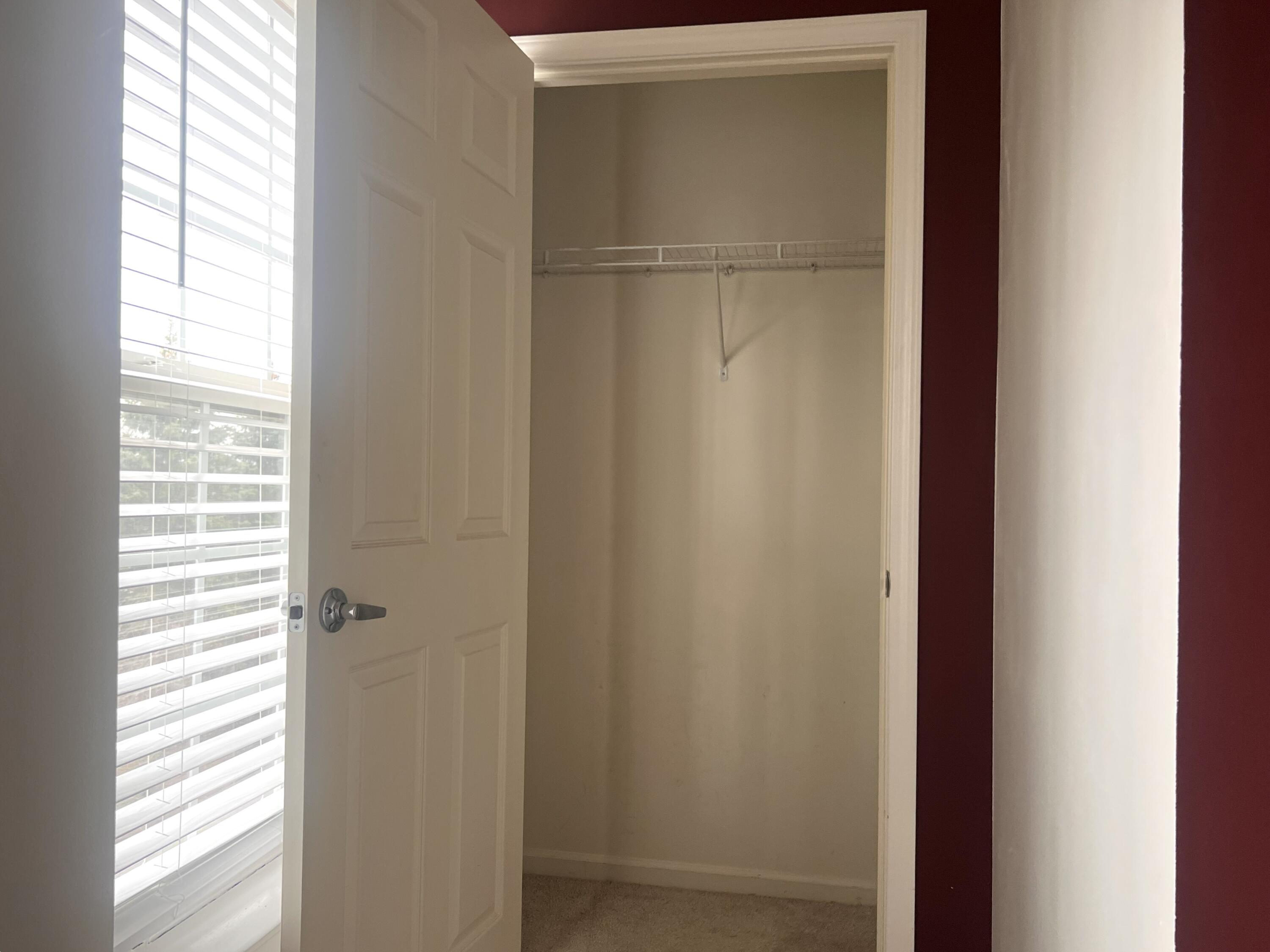 44725 Ellery Lane, Unit 78 Novi, MI 48377 - Photo 21 of 31 bedrrom 2 closet