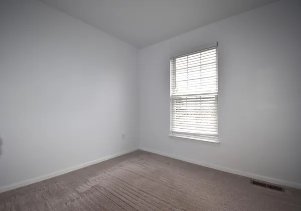 $2,100 | 44725 Ellery Lane, Unit 78, Novi, MI 48377