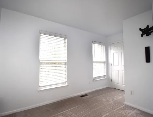 $2,100 | 44725 Ellery Lane, Unit 78, Novi, MI 48377