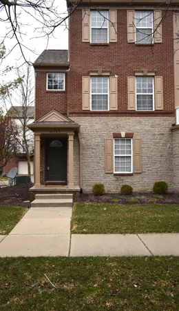 $2,100 | 44725 Ellery Lane, Unit 78, Novi, MI 48377