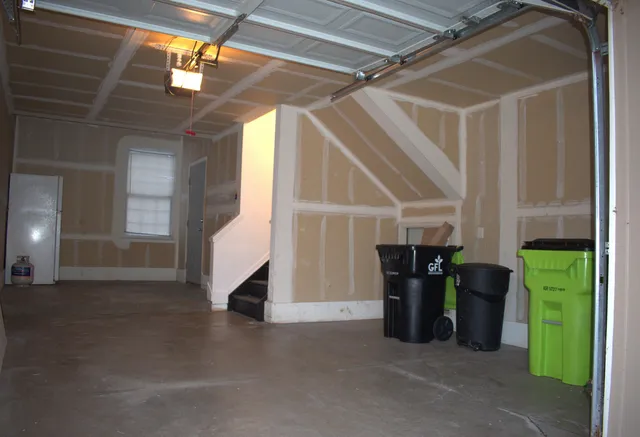 $2,100 | 44725 Ellery Lane, Unit 78, Novi, MI 48377