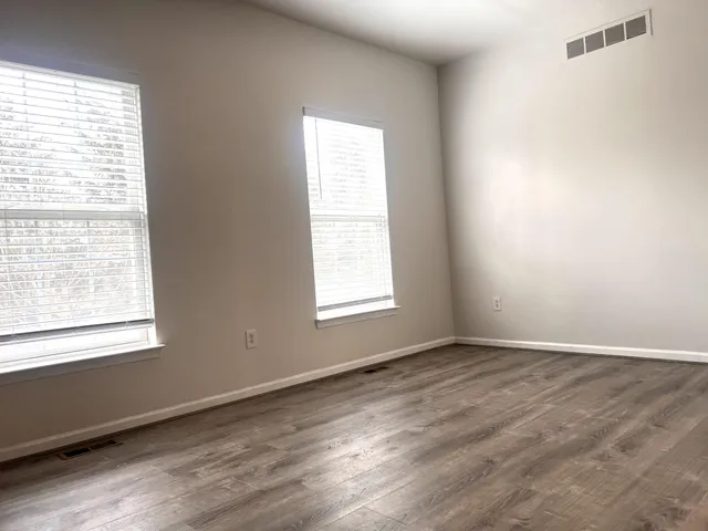 $2,100 | 44725 Ellery Lane, Unit 78, Novi, MI 48377