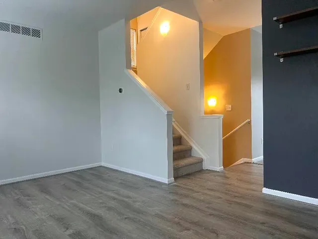 $2,100 | 44725 Ellery Lane, Unit 78, Novi, MI 48377