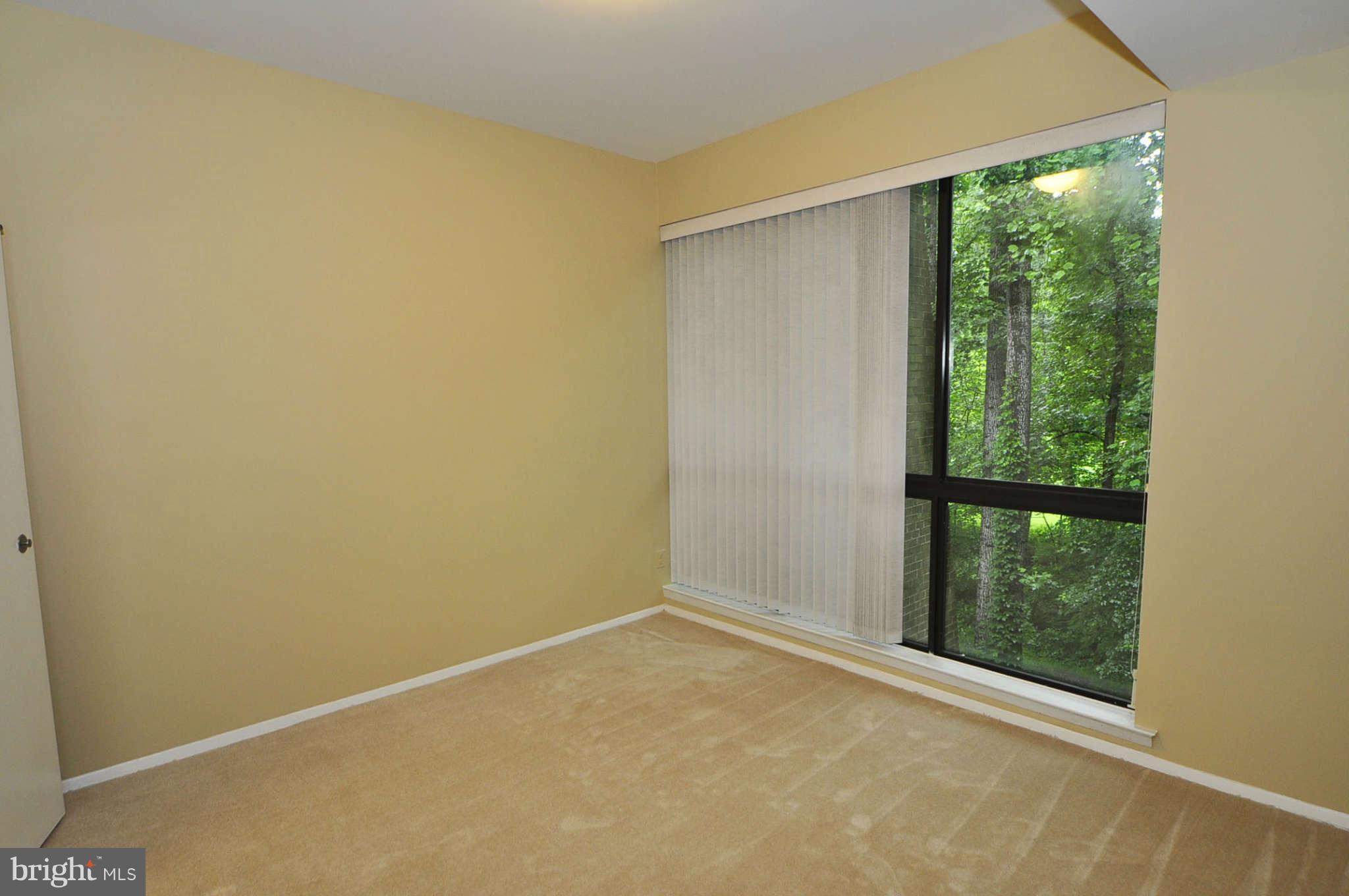 2112 Green Watch Way, Unit 10/300 Reston, VA 20191 - Photo 8 of 20 Dining Room