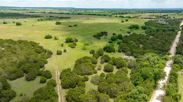 $1,994,760 | 214 County Road 214, Hico, TX 76457