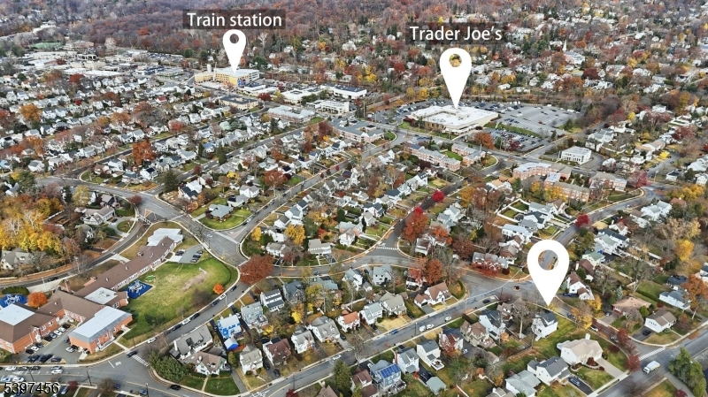 8 Mountainview Road Millburn, NJ 07041 - Photo 45 of 46 a close up of a sink