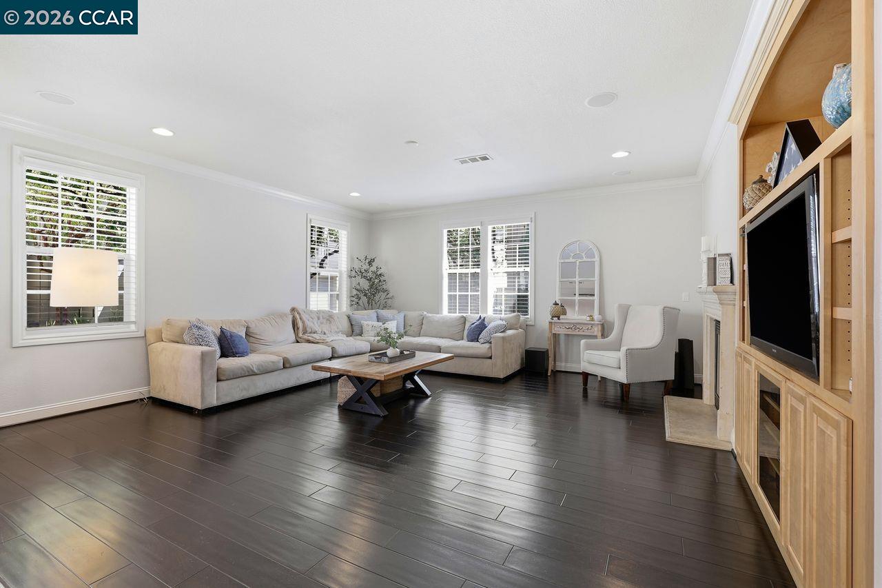3503 Rimini Lane Dublin, CA 94568 - Photo 6 of 50
